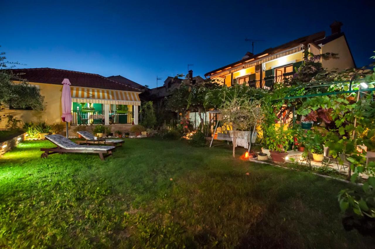Apartments And Rooms Villa Dea Adults Only Rovinj Exterior photo